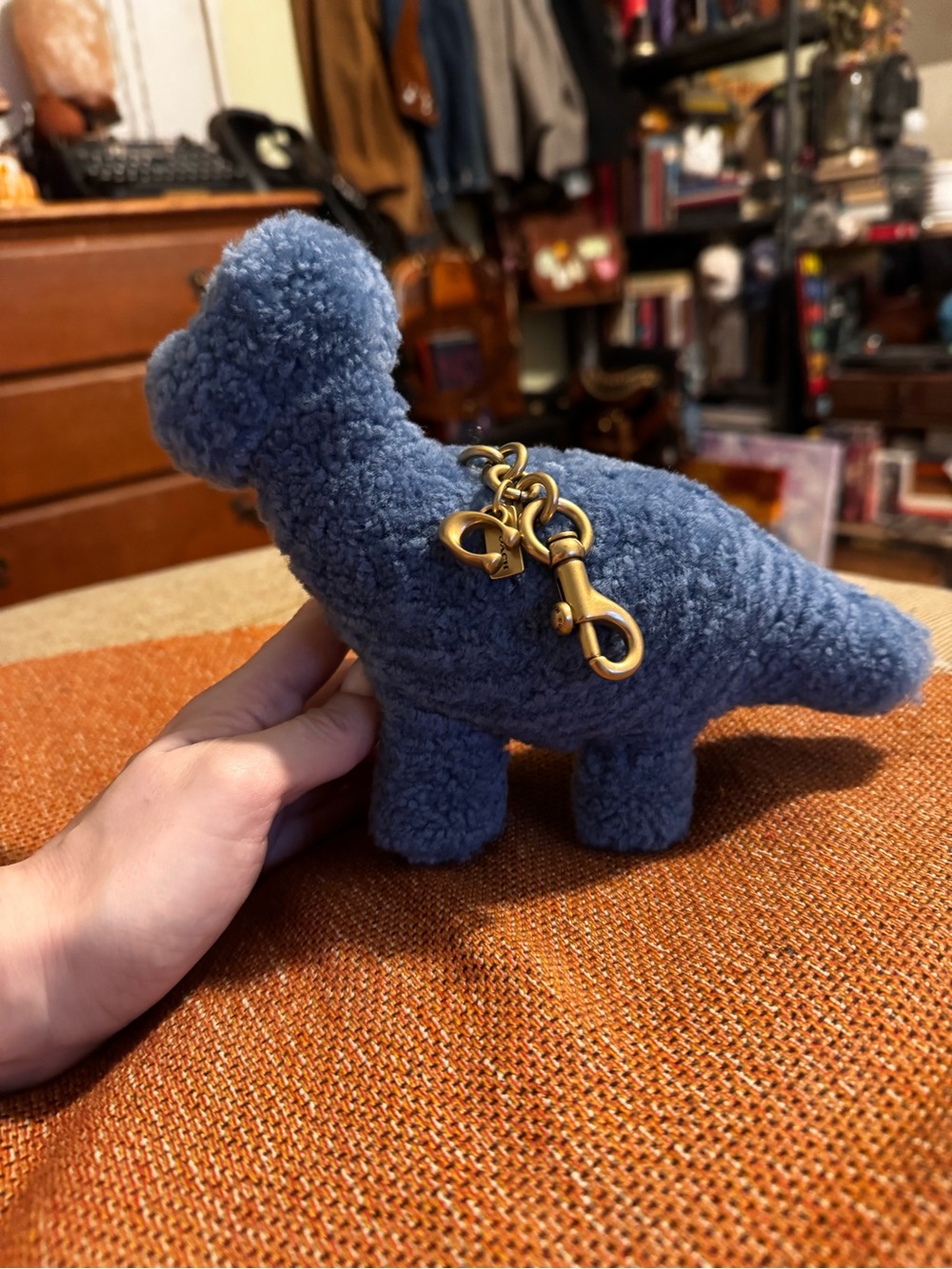🦕Limited Edition Coach Buddy Brontosaurus Dinosaur Plushie Charm || NWOT🦕 - Picture 8 of 12